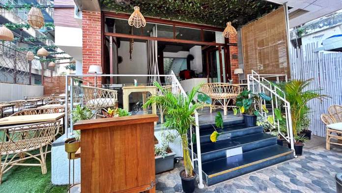 Drifters Cafe & bar Bandra