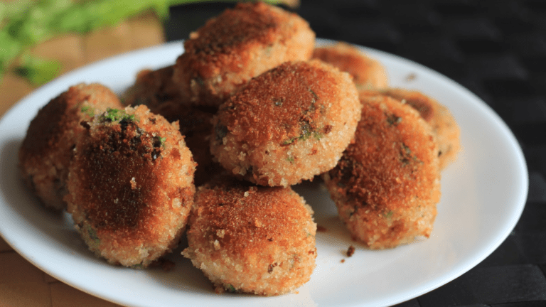 Indulge in these irresistibly delicious Poha Cutlets for a perfect high tea snack