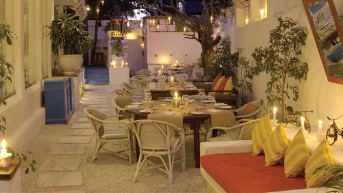 celebrity hangouts in Mumbai