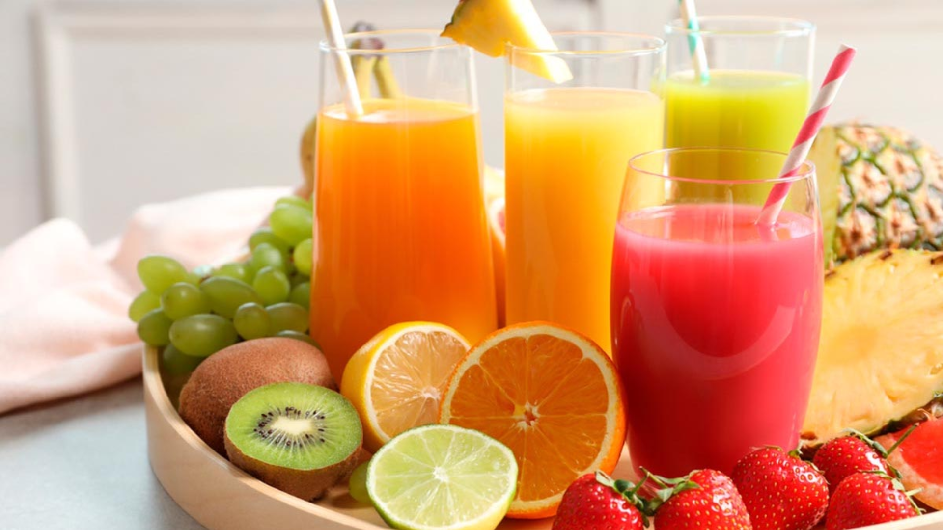 Say Goodbye To Blood Sugar Spikes! Try These 5 Miracle Juices For