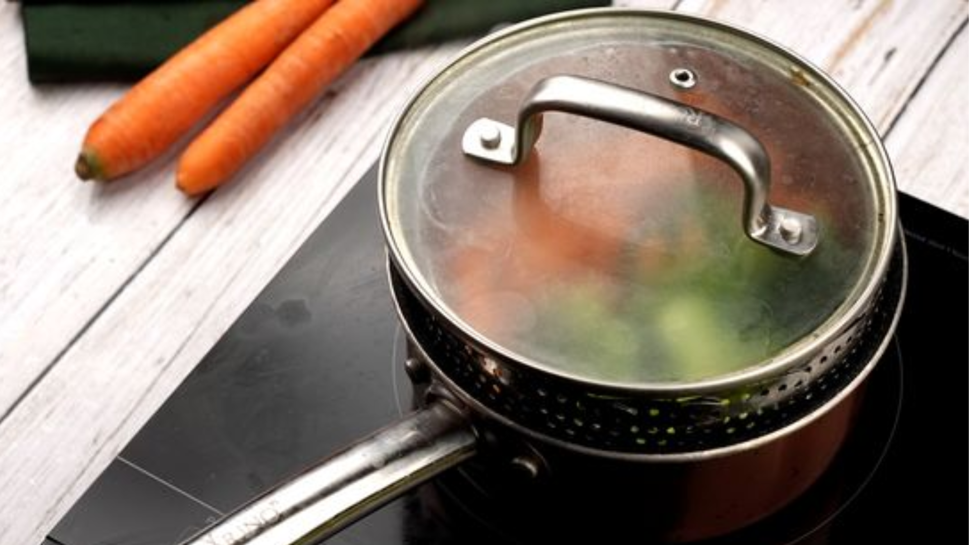 say-goodbye-to-kitchen-gadgets-the-surprising-method-to-steam-veggies