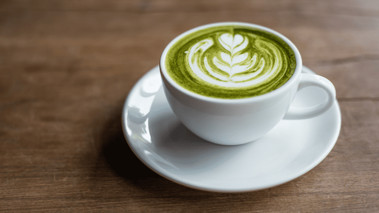 Boost Your Productivity and Energy Levels: Why Every Professional Should Try Matcha Latte This Monday!
