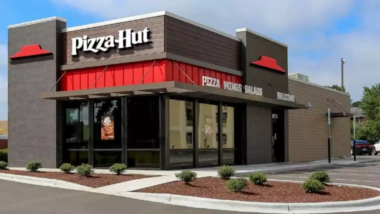 Pizza Hut Australia Launches Loaded Garlic Bread With Customizable ...