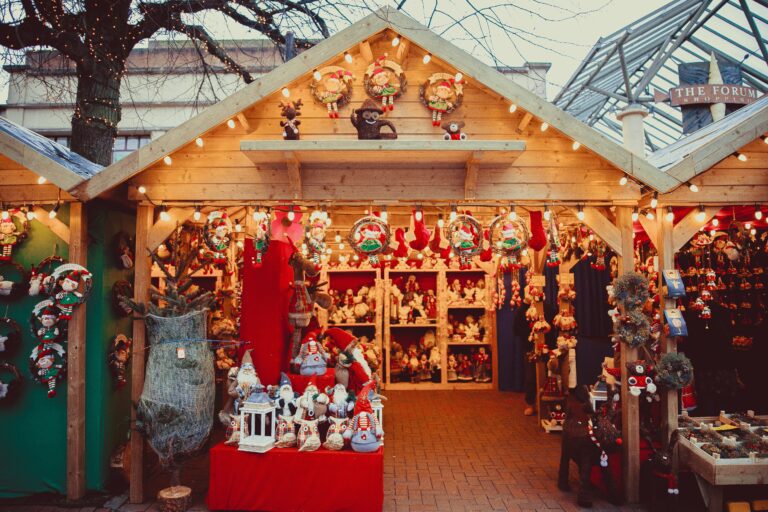 Your Ultimate Guide to Christmas Markets In Delhi This December