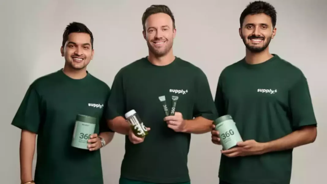 Vaibhav Bhandari and Rahul Jacob, Co-Founders of Supply6, with AB De Villiers