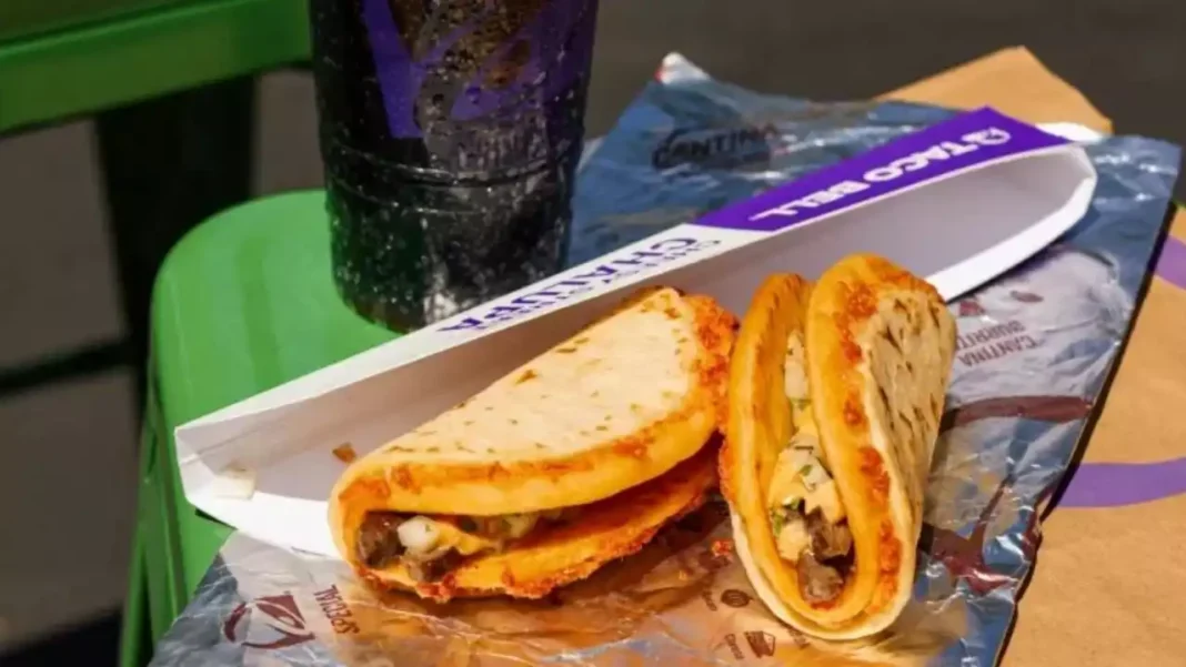 Taco Bell Cheesy Street Chalupas